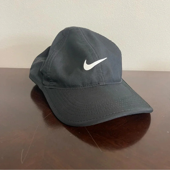Nike Dri Fit Featherlight Hat Black Unisex Adjustable - Picture 1 of 6